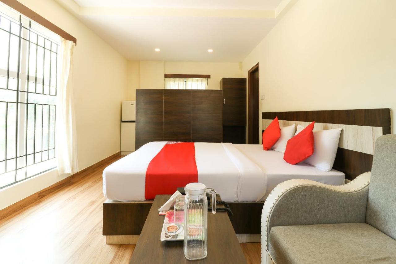 Oyo 36197 Royal Wood Hotell Bangalore Exteriör bild