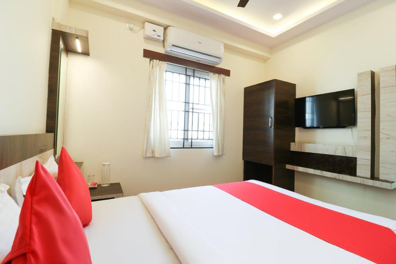 Oyo 36197 Royal Wood Hotell Bangalore Exteriör bild