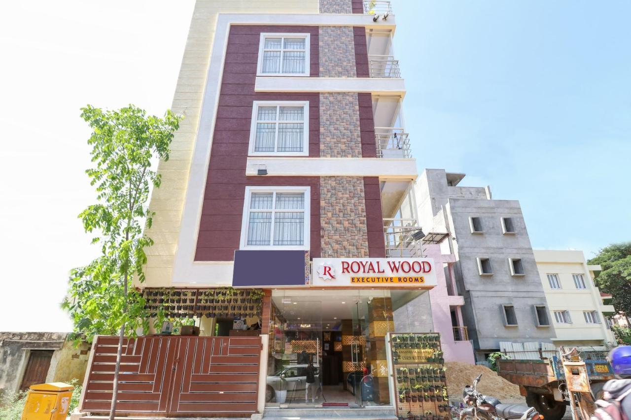 Oyo 36197 Royal Wood Hotell Bangalore Exteriör bild