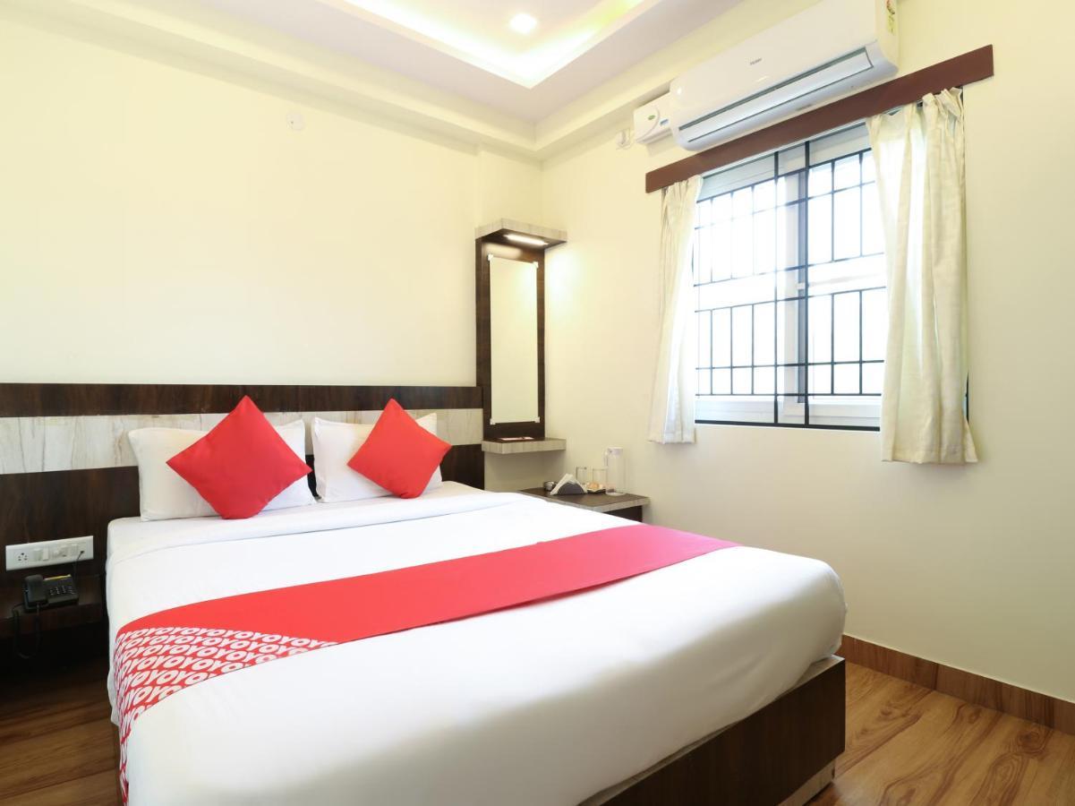 Oyo 36197 Royal Wood Hotell Bangalore Exteriör bild