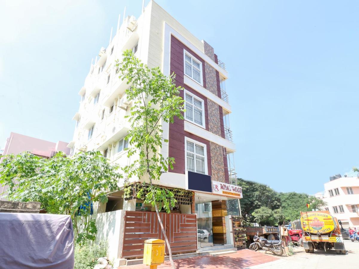 Oyo 36197 Royal Wood Hotell Bangalore Exteriör bild
