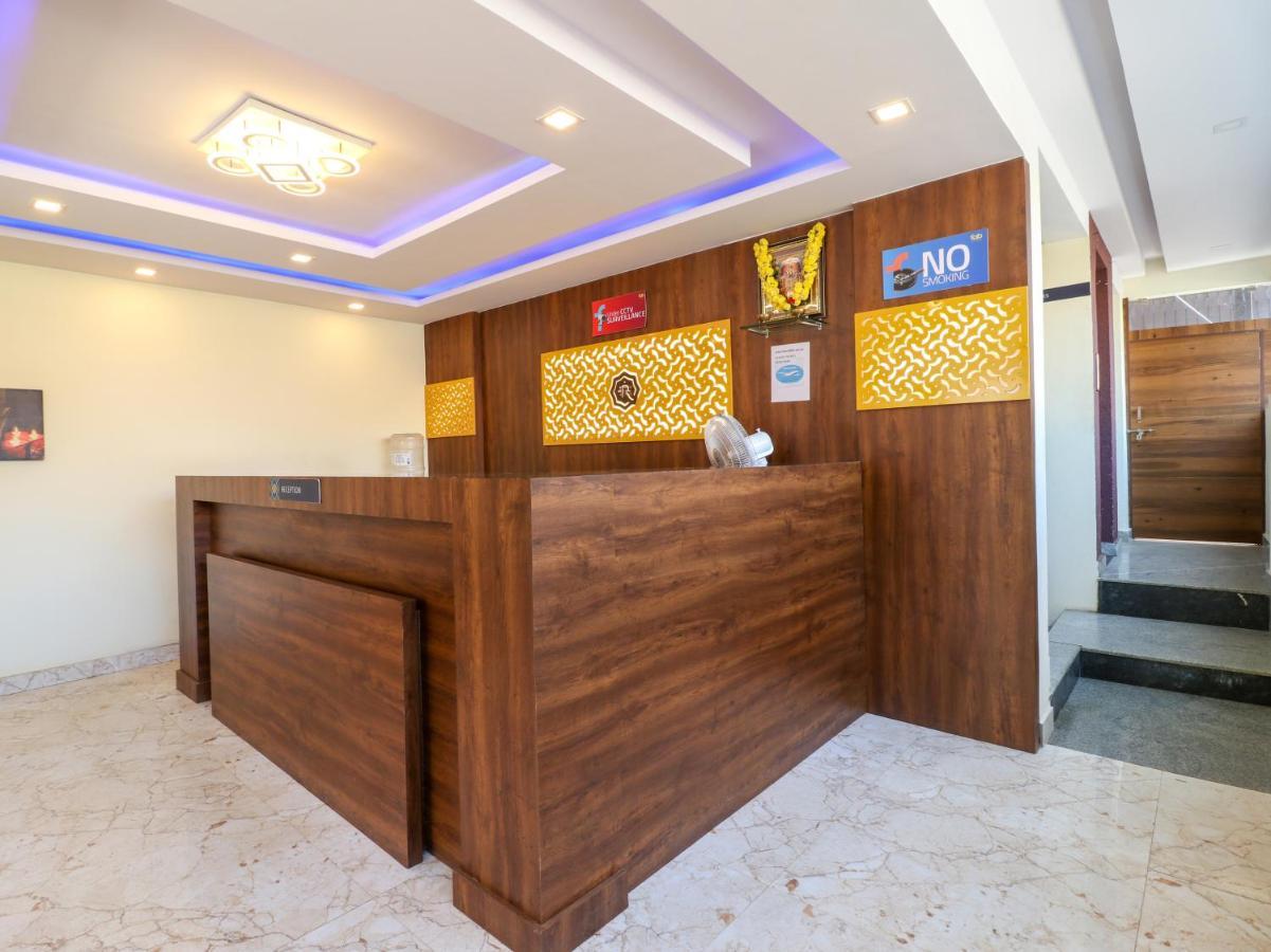 Oyo 36197 Royal Wood Hotell Bangalore Exteriör bild